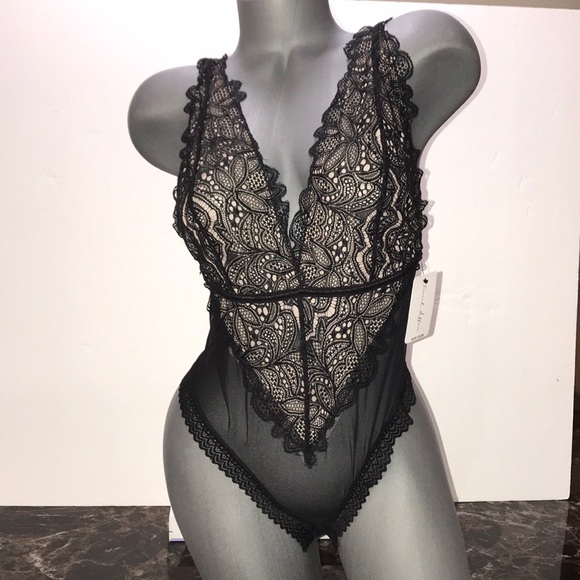 French Affair Sexy Bodysuit Lingerie Teddy. - Picture 2 of 13